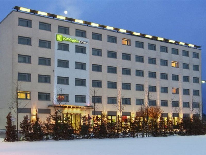 פלדקירכן Holiday Inn Express Munchen Messe, An Ihg Hotel מראה חיצוני תמונה